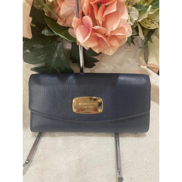 Michael Kors JET SET blue leather wallet (400 - Picture 1 of 7